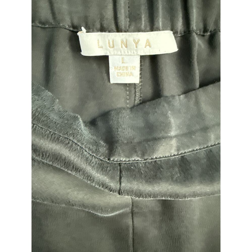 Lunya Split Leg High Rise Washable Silk Pants Immersed Black Size Large - Picture 8 of 12